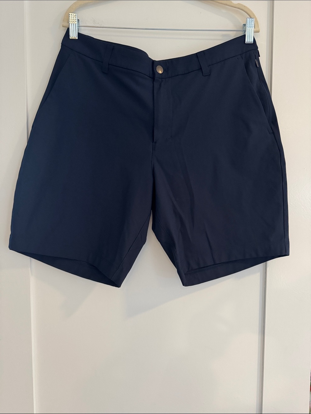 Lululemon Men's Commission Classic Fit Shorts 9” Warpstreme-Size 34 in True Navy
